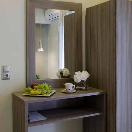 Pagidas شقة فندقية *